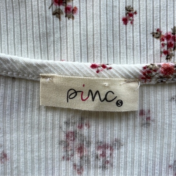 EUC Lot of 4 Crop Tops Size S SO Wild Fable Macy’s Tie Dye RESELLER BOX - Picture 7 of 13